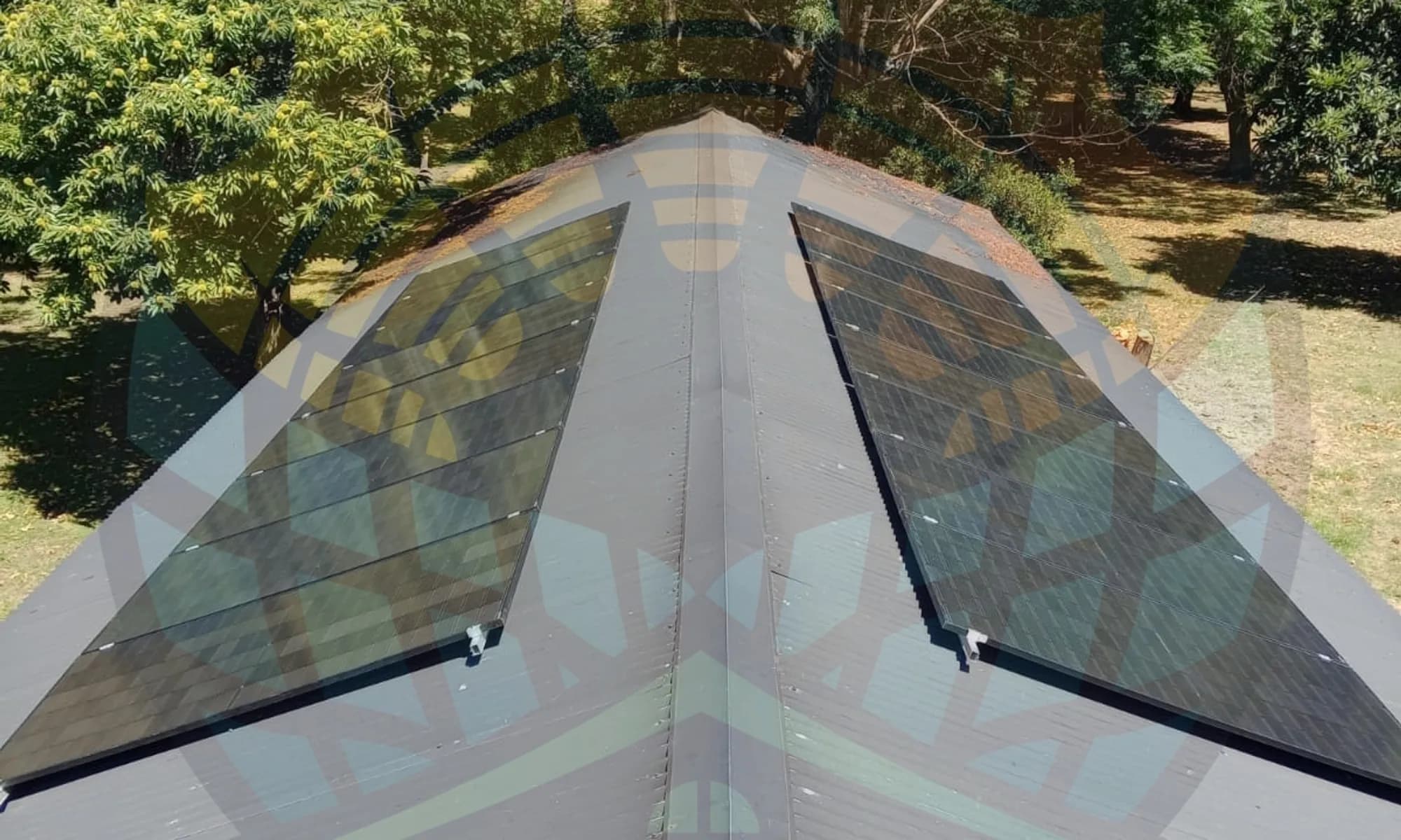 Instalación de paneles solares en hogar